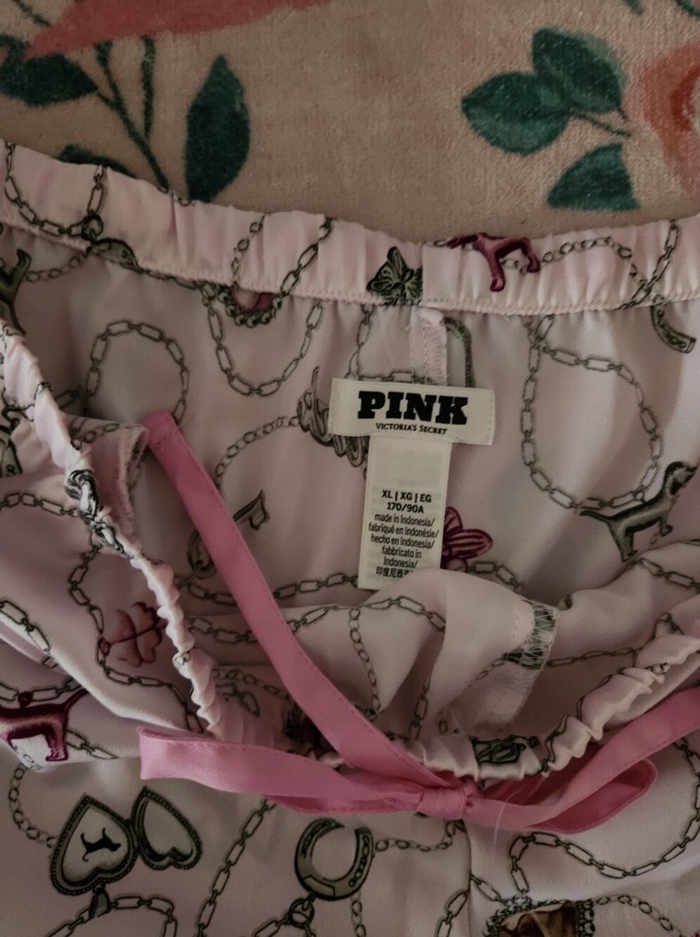 NWOT PINK by Victoria Secret Pajama Set - Picture 2 of 5